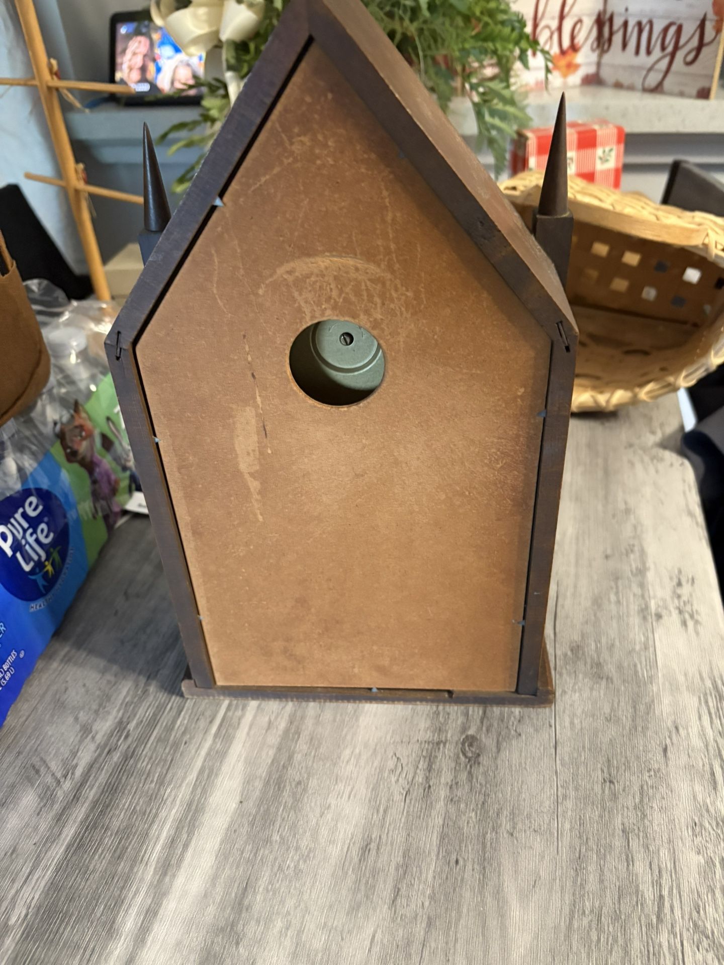 Steeple mantle clock