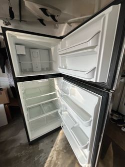 Frigidaire Fridge