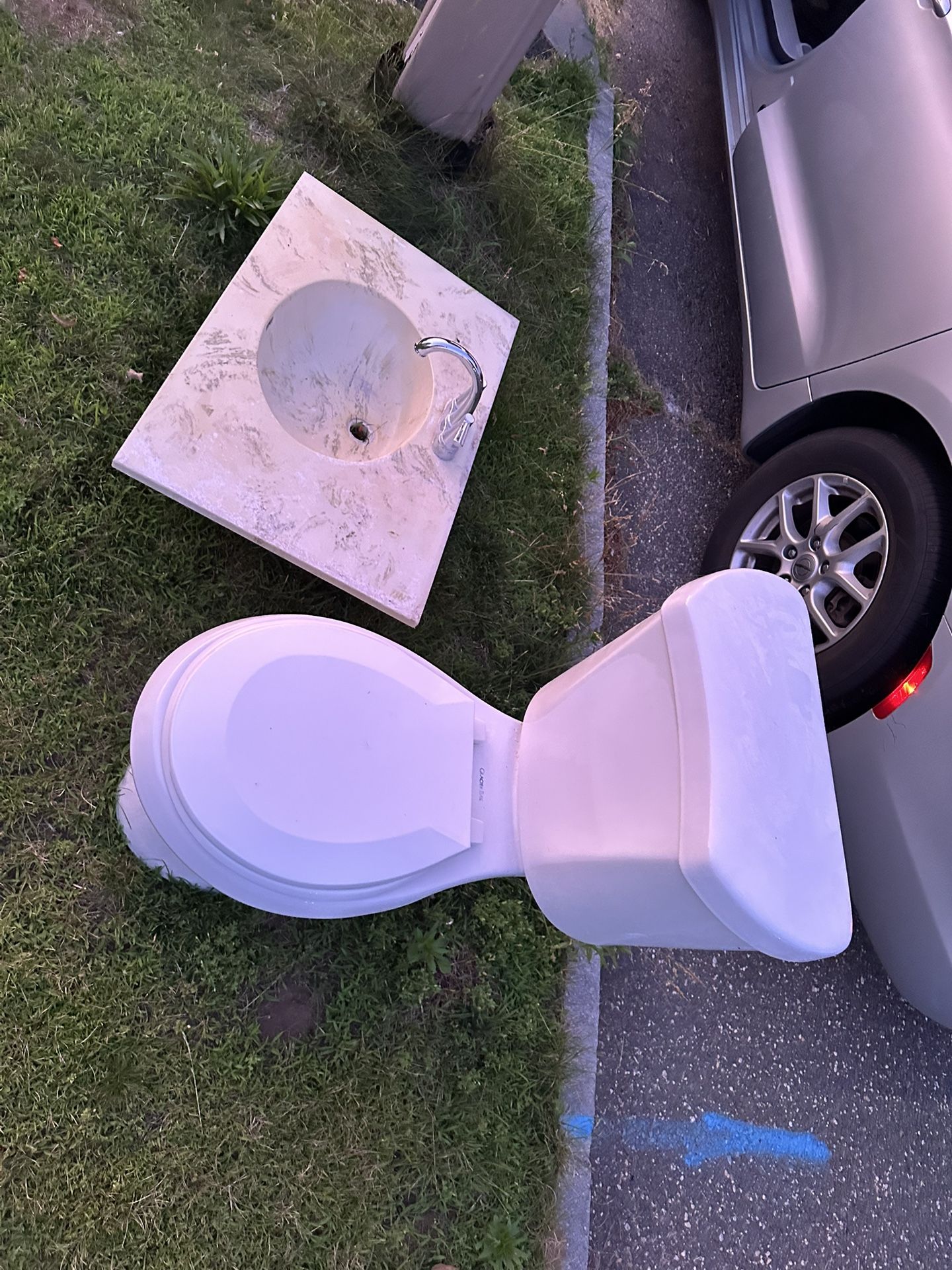 Free Toilet And Vanity Top
