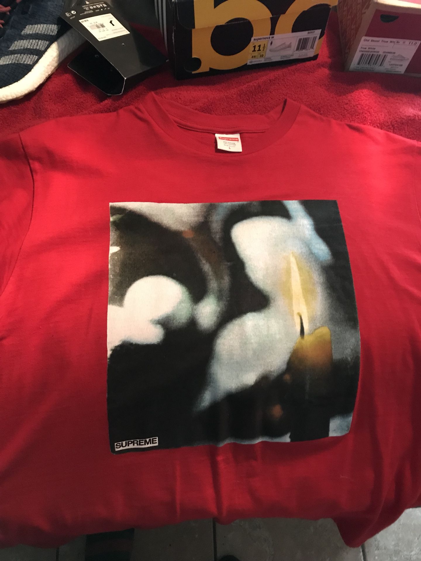 Supreme shirt size L
