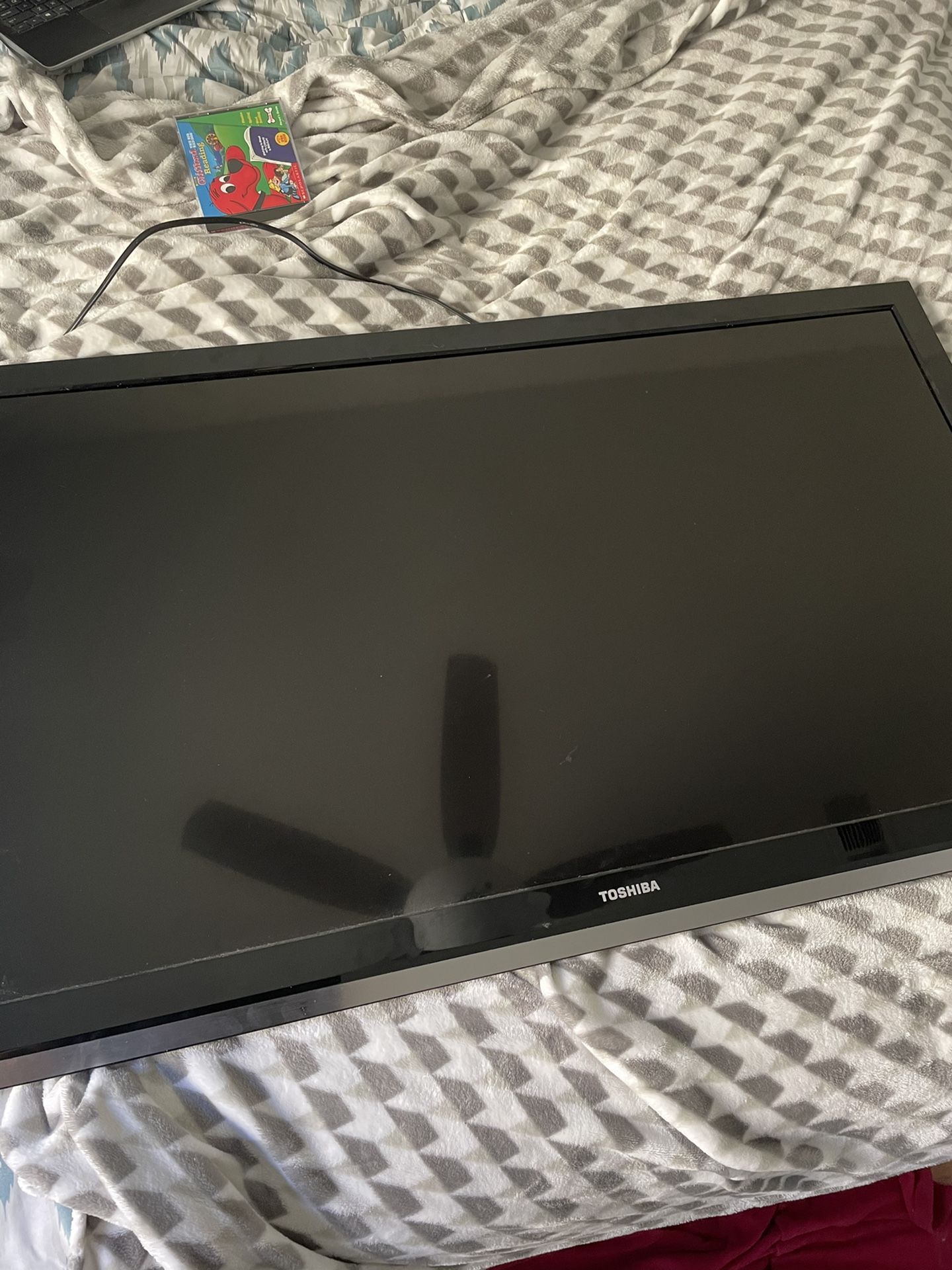 40” Toshiba Flat Screen
