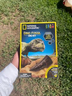 National Geographic - Dino Fossil Dig Kit (STEM) Dinosaur Science Kit