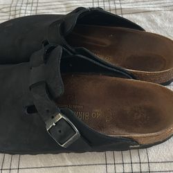 Birkenstock Boston Clogs – Black Suede, Size 40 (Women’s 9 / Men’s 7)