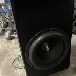 Sundown Zv5 In Ported Box With Amp