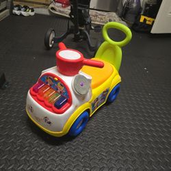 little kid’s ride-on car