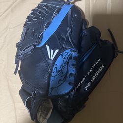 Baseball glove In good condition 