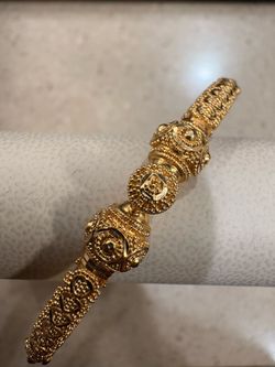 22k || 16.9 grams || Bangle