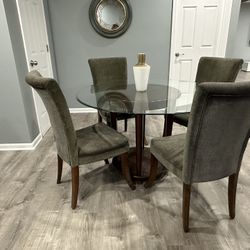 Glass Top Dinning Table With 4 Chairs