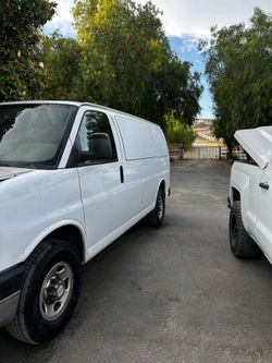 2015 Chevy express van white