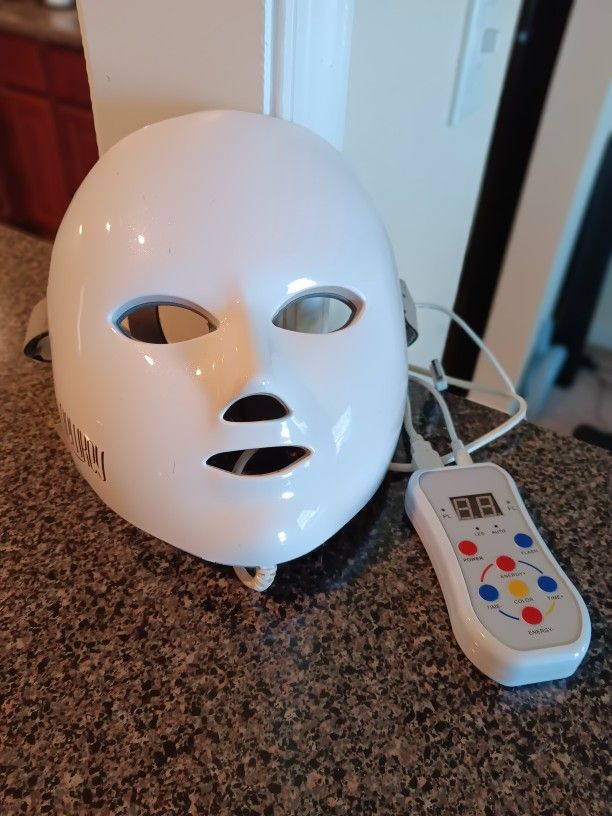 Newkey Light Therapy Mask