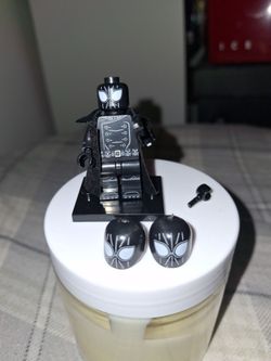 Marvel LEGO Minifigure with Accessories