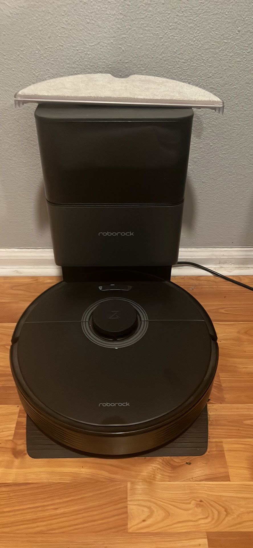 Q7+ Max Pro Roborok Vacuum