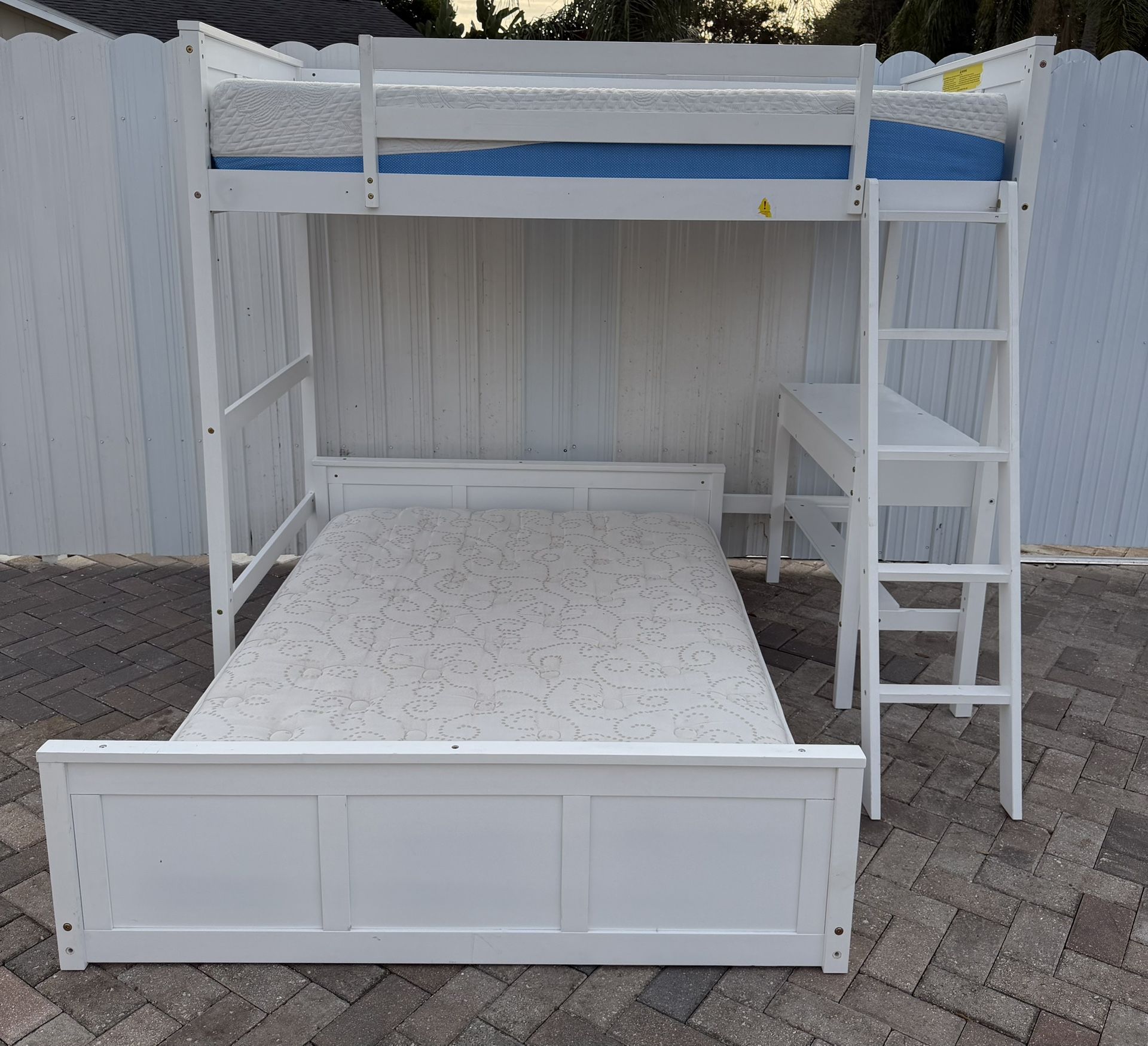 Bunk bed,Twin over full with desk. Mattresses included. In very good condition. Delivery available for an additional cost. Price $300.