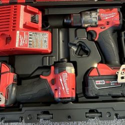 Milwaukee Fuel Hammer Drill And Impact Drillnset