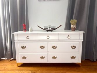 Long Dresser