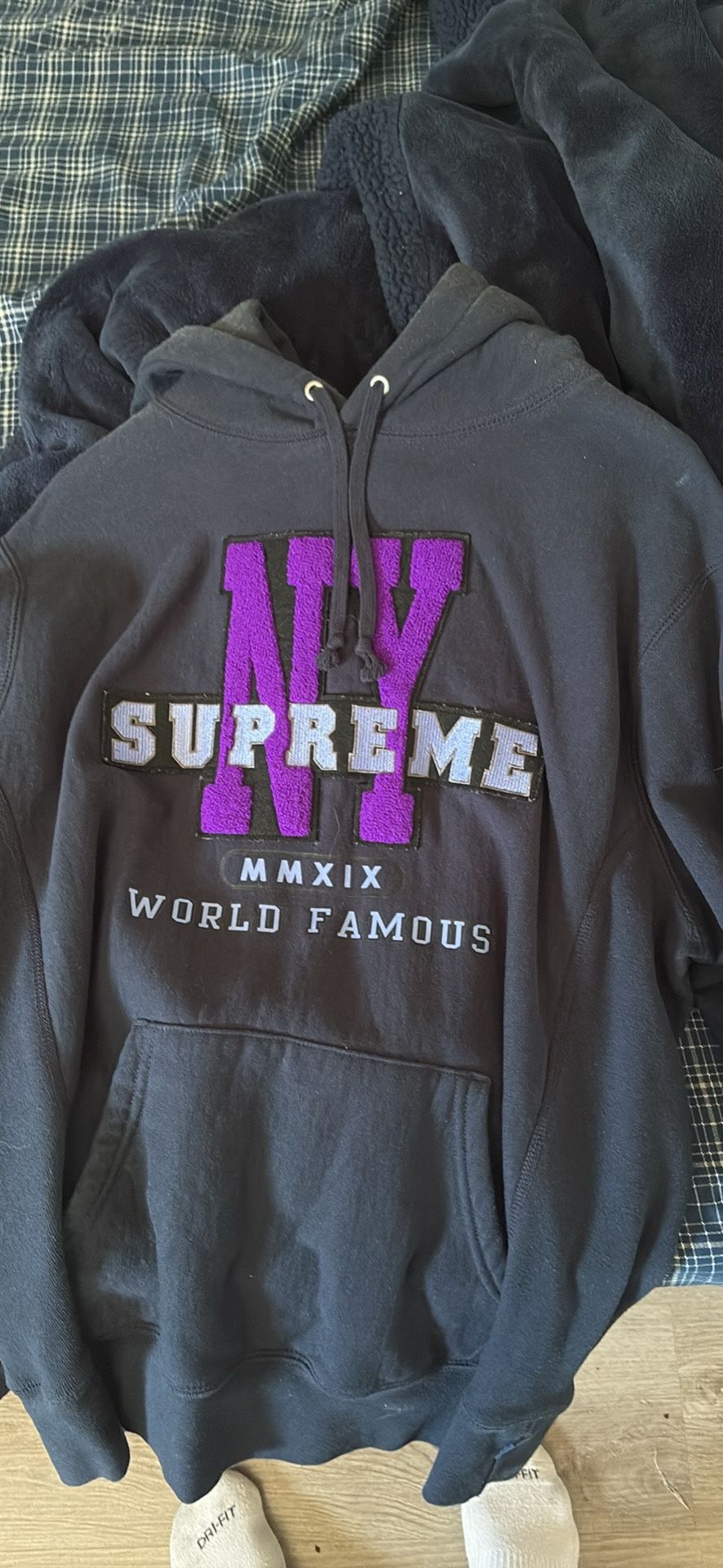 Supreme Hoodie