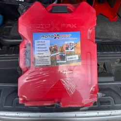 Pair Rotopax  Gas Cans NEW With Mounts 2 And 3 Gallon Root Pax