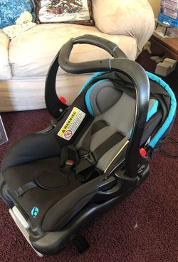 Baby trend infant car seat extra one never really used