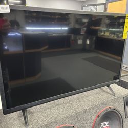 32” Vizio Smart TV (0470)