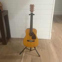 Yamaha FG-Junior 