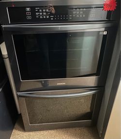 Samsung 30" Smart Double Wall Oven Finger Print Resistant