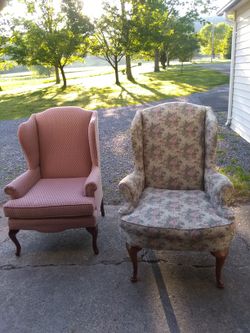 Very Nice & Solid Queen Anne Style Wingback Chair