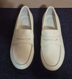 Quincy Italian Leather Lug Sole Loafer - Wm (Sz 9)