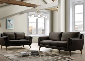 Everly Sofa / Love - Chocolate