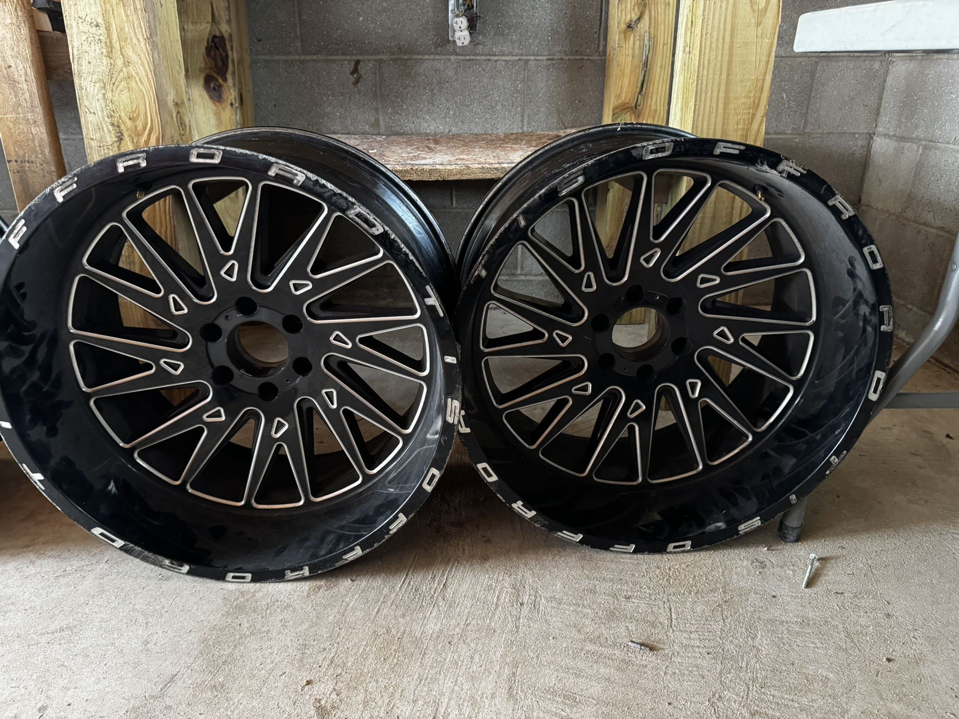 TIS 22” 6 Lug -44 Offset