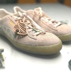 PUMA x Animal Crossing New Horizons Sneakers Men's Size 10 + Special Hoodie