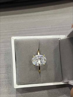 Lab diamond engagement ring 3 carat