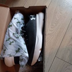 Under Armour Shoes Size 13