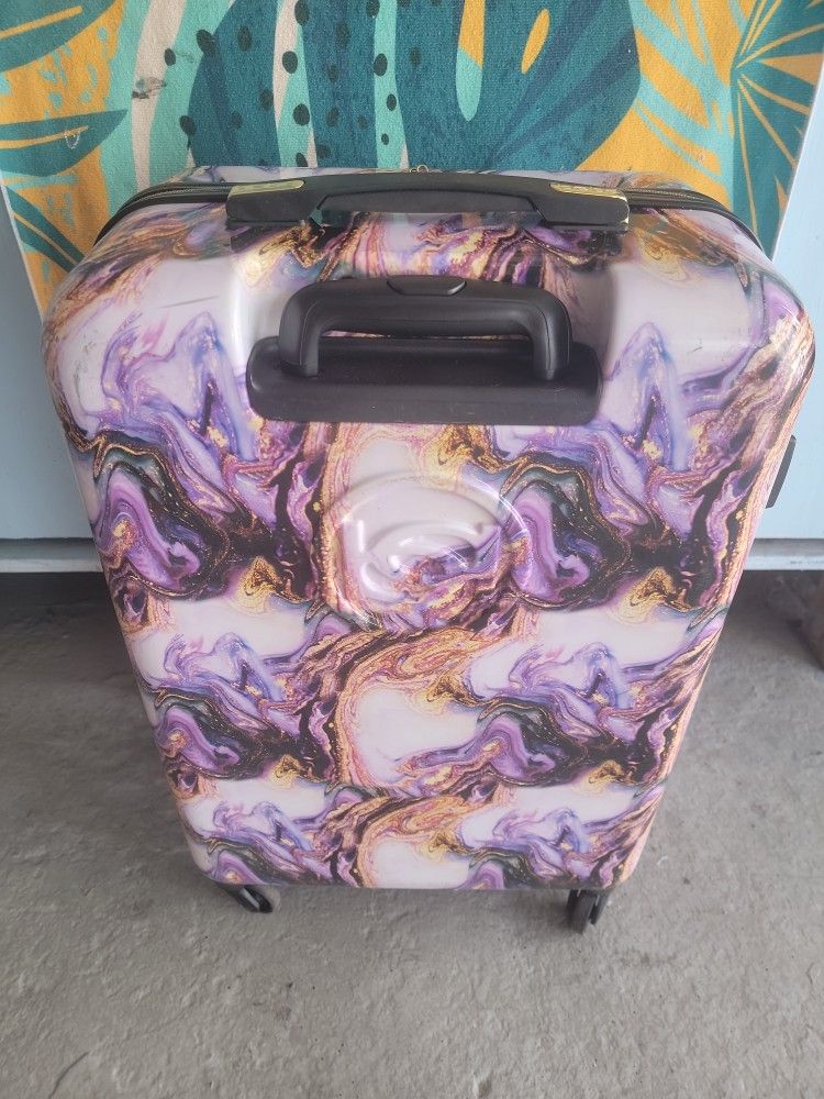 Suitcase/ Luggage