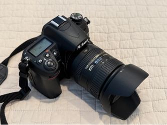 Nikon D7000 + Nikon 16-85mm