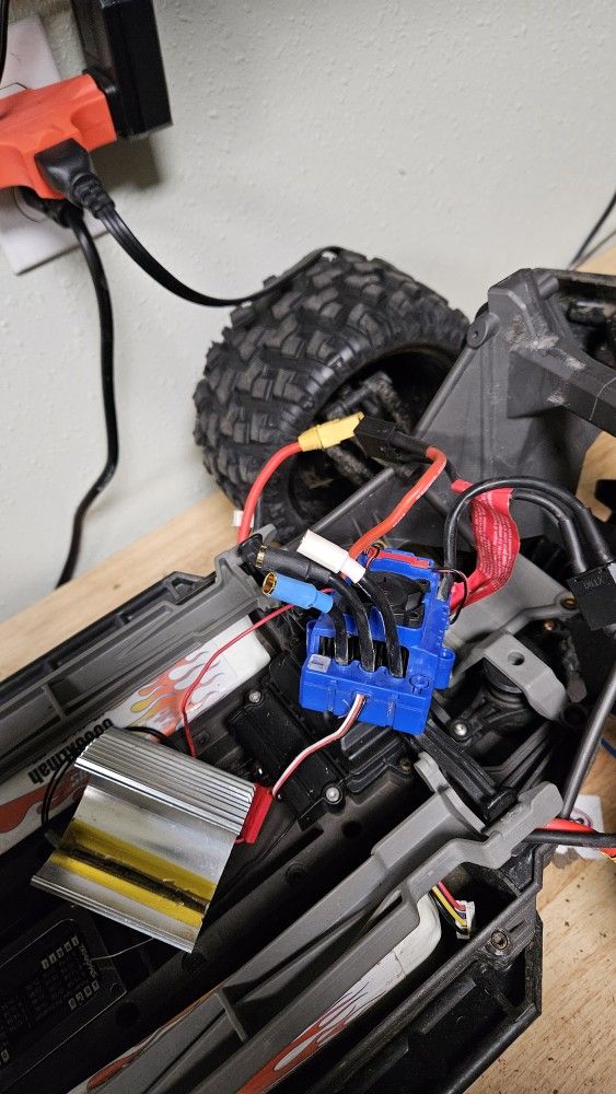 Traxxas Xmaxx ESC And Motor