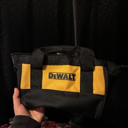 dewalt tool bag