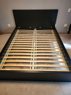 Queen size bed frame with drawers