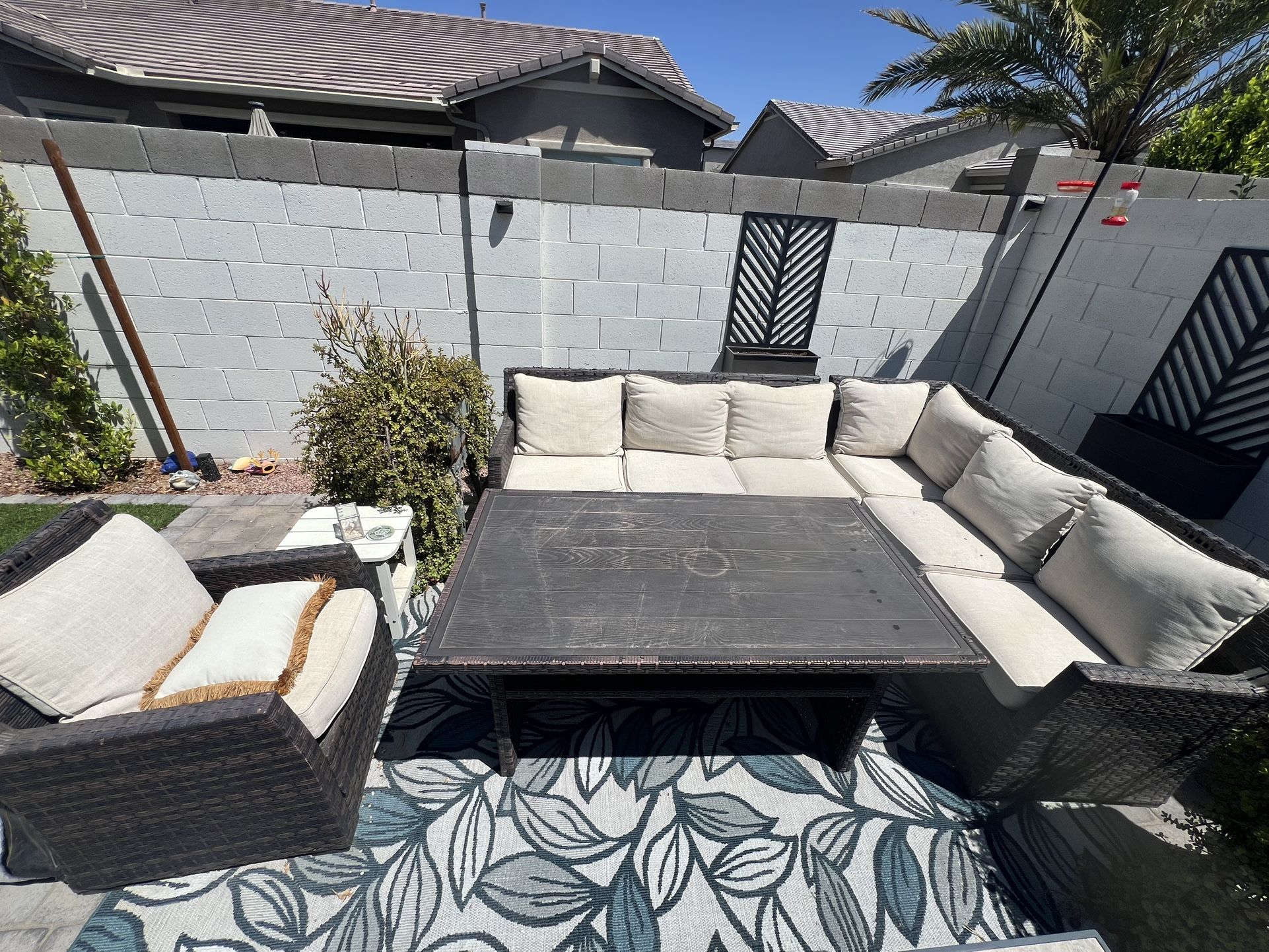 Patio Corner Couch Set With Table