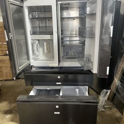 🔥New🔥Samsung Bespoke 29 cu. ft. 4-Door French Door Refrigerator with Family