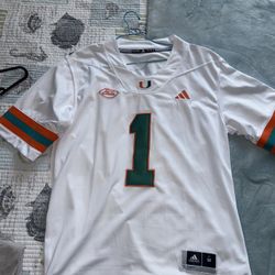Cam Ward Miami Hurricanes Jersey - White size Medium