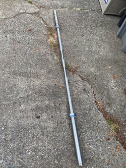 Elite USA Olympic Weightlifting Barbell – 45 lb / 7 ft – $60 OBO