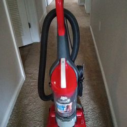 Dirt Devil Vacuum Cleaner W/Attachments 