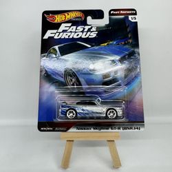 Hot Wheels Nissan Skyline GT-R (BNR34) W/ Protector Cracked Blister 
