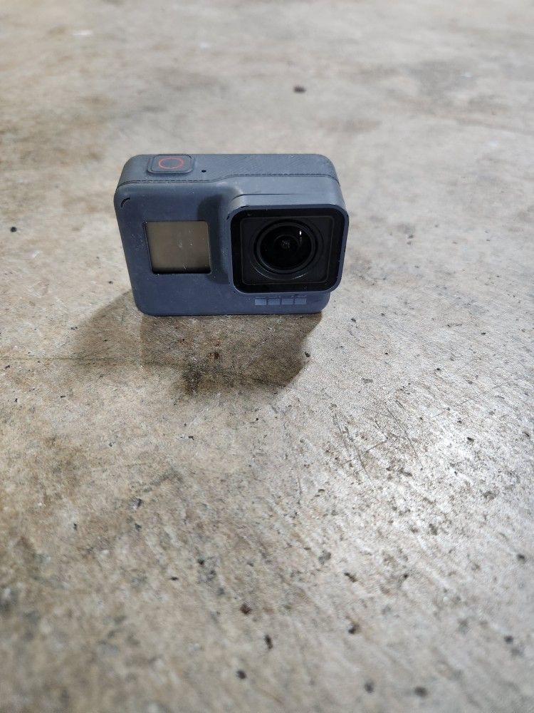 GoPro HERO5 Black Waterproof Digital Action Camera w/ 4K HD Video & 12MP Photo 