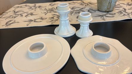 Cake or dessert plates