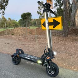 Electric scooter