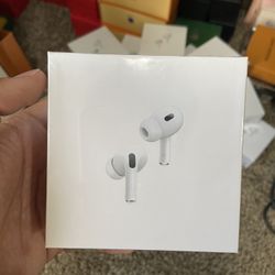 Earbuds