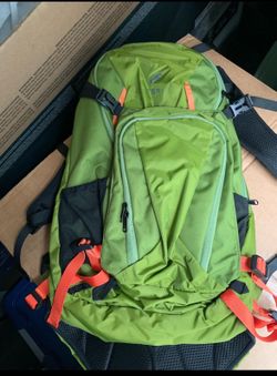 NEW TOPI Green Hiking Backpack