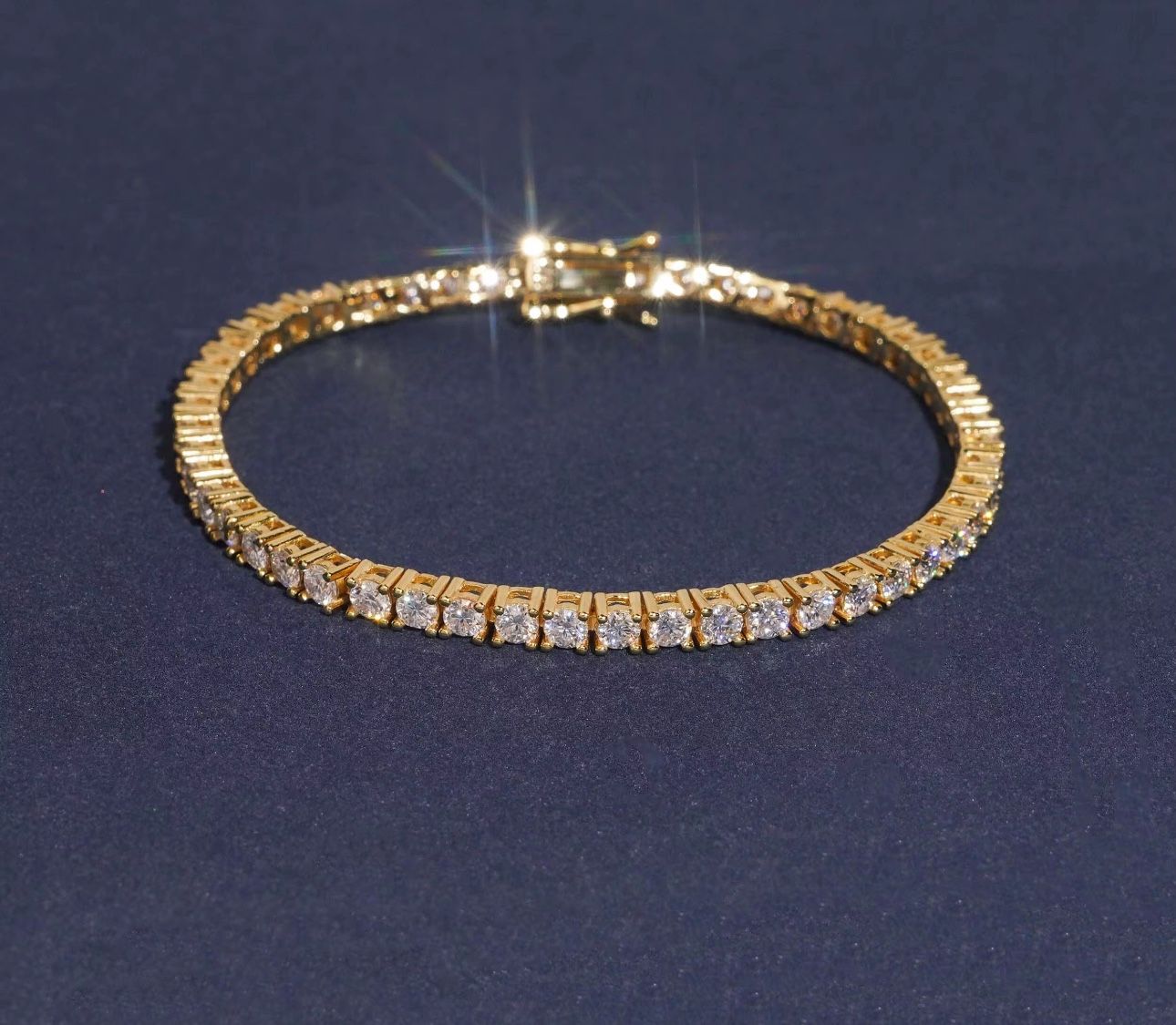 Mossinte Tennis Bracelet