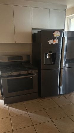 2020 Samsung Side-by-Side Refrigerator – Fair Condition, Ice Maker &amp; Touchscreen - Flushing, NY